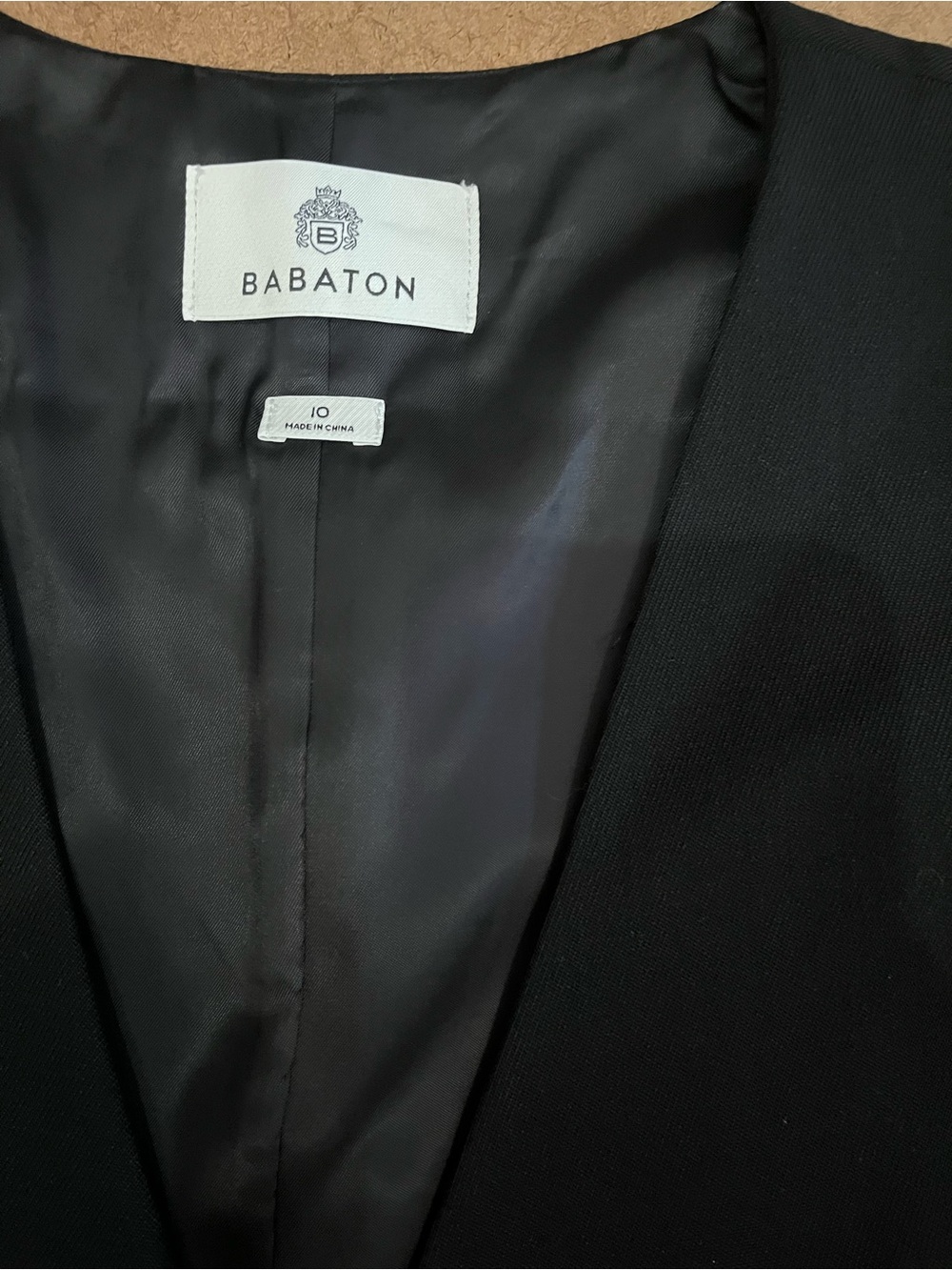 Aritzia Babaton Deniro Vest - Picture 16 of 16
